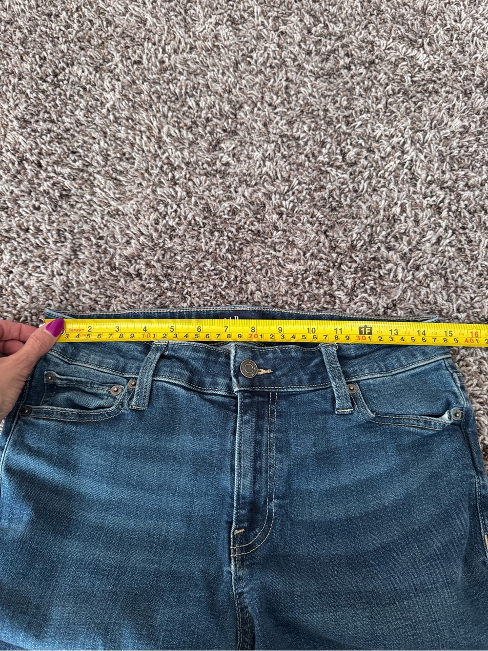 Gap Mid Rise Classic Straight Leg Dark Wash Jeans Stretch Size 10 30 - Picture 7 of 9